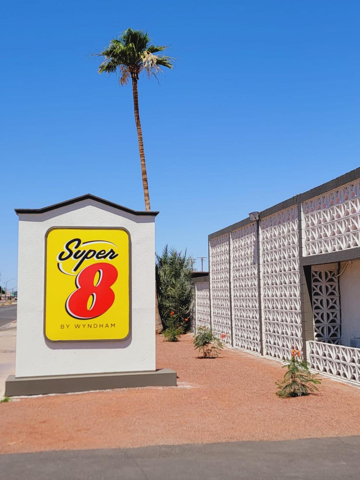 Super 8 By Wyndham El Centro North Hotell Eksteriør bilde